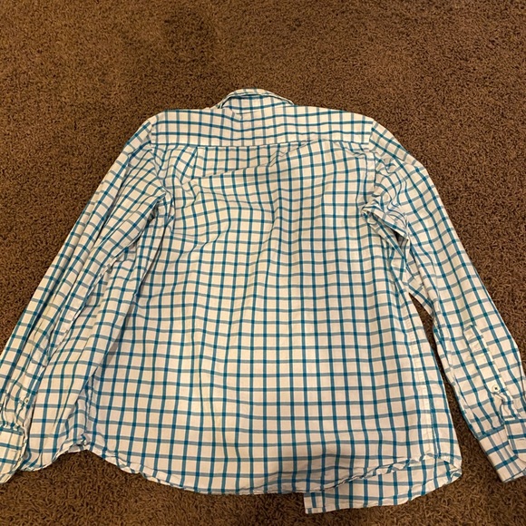 Old navy long sleeve dress shirt. - Picture 3 of 3